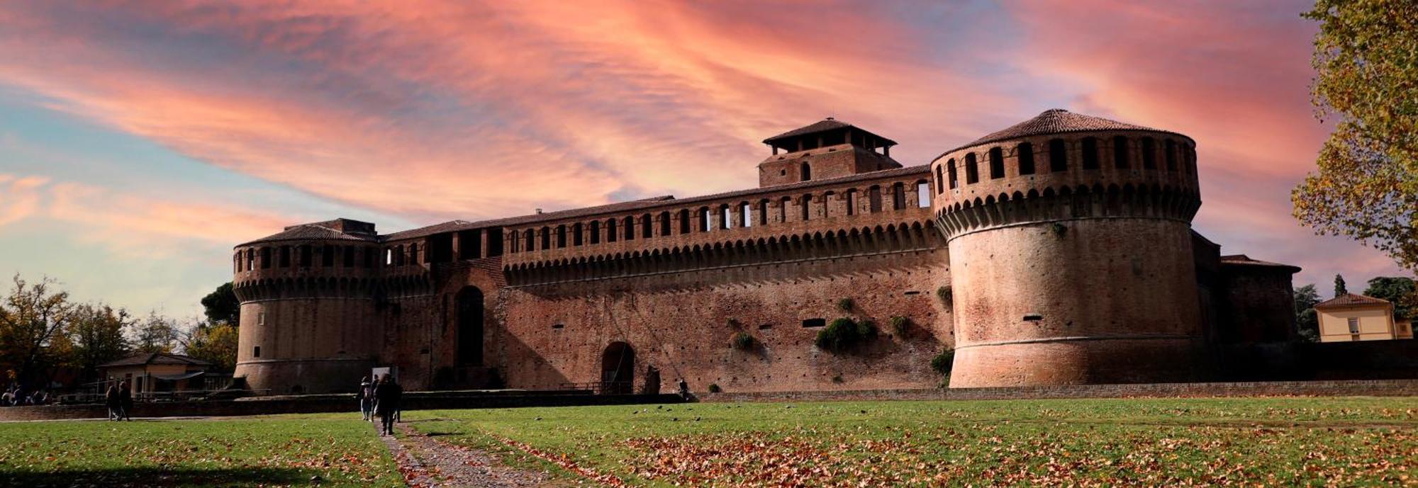 Le Due Corti Centro Storico - Autodromo Imola Exterior foto