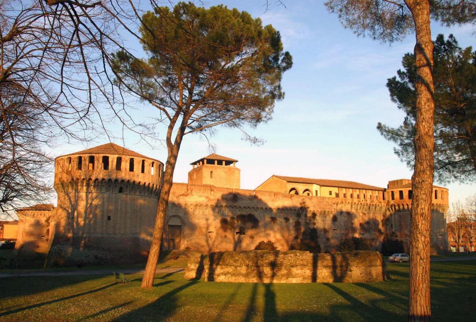 Le Due Corti Centro Storico - Autodromo Imola Exterior foto